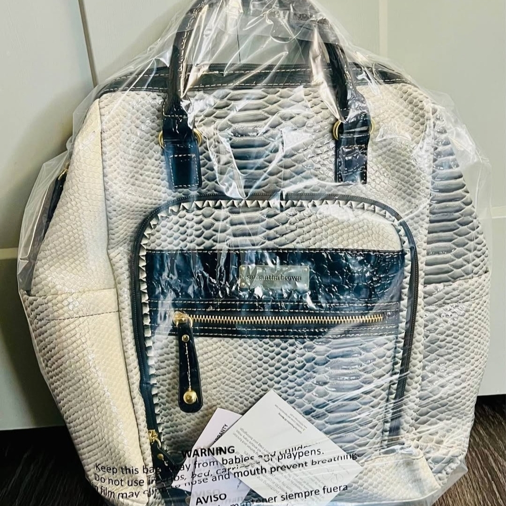 Samantha Brown Ombre Snakeskin Backpack - Picture 3 of 4